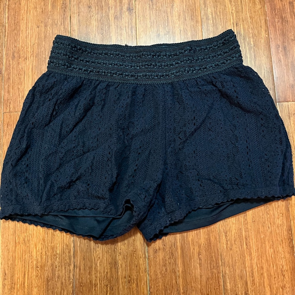 Women’s more dressy shorts